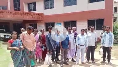 गुमला: किसानों को कृषि विभाग में नहीं मिल रहा धान, 15 दिनों से लगा रहे विभाग का चक्कर #jansamasya