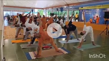 मुंगेर: जिले में युवा, बच्चे और महिलाओं ने विभिन्न जगहों पर योग कर मनाया गया विश्व योग दिवस