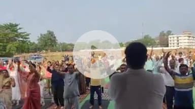 बाबई: माखन नगर के अंबेडकर भवन में योग दिवस का आयोजन किया गया