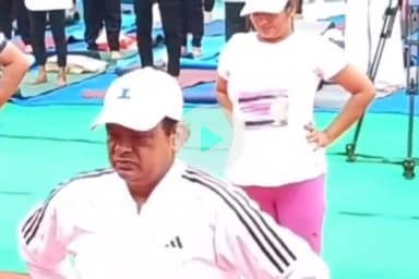 कांके: बिरसा मुंडा फन पार्क में अंतर्राष्ट्रीय योग दिवस पर राजकीय कार्यक्रम आयोजित, स्वास्थ्य मंत्री उपस्थित रहे