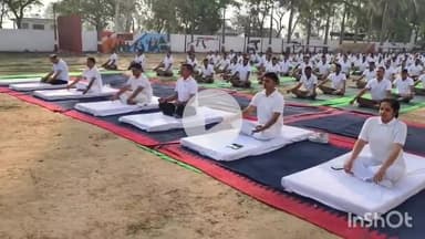 अमरोहा: अंतरराष्ट्रीय योग दिवस पर अमरोहा में दिखा उत्साह, प्रभारी मंत्री केपी मलिक की मौजूदगी में मिनी स्टेडियम में सैकड़ों लोग