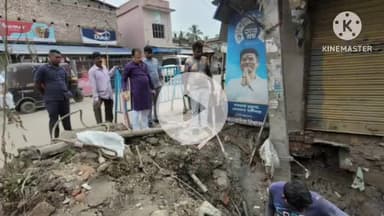 বজবজ ২: নোদাখালী নতুন রাস্তা মোড়ে PHE এর পানীয় জলের পাইপলাইন মেরামতের কাজ সরজমিনে খতিয়ে দেখেন বুচান ব্যানার্জি