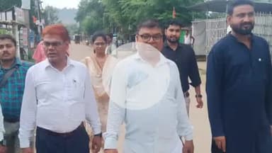 झाझा: झाझा बस स्टैंड चौक से खलासी मुहल्ला तक मुख्य सड़क निर्माण से पहले शुरू हुआ सर्वे कार्य