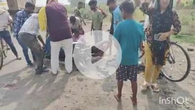 बलरामपुर: नहर बालागंज फुलवरिया बायपास मार्ग पर अज्ञात वाहन की टक्कर से बाइक सवार दंपति हुए घायल, स्थानीय लोगों ने भेजा अस्पताल