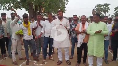 बिहिया: देवटोला में शहीद रमेश रंजन की याद में खेले गए क्रिकेट टूर्नामेंट में बसौना को हराकर बिहिया बना चैंपियन