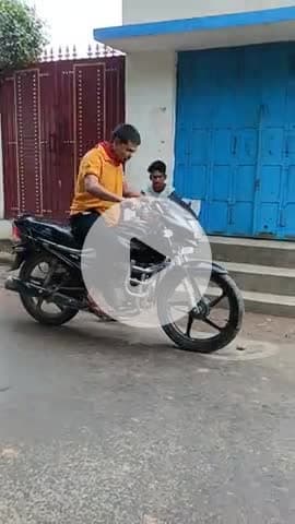 #बीच #रास्ते में #गाड़ी हुई #खराब फिर देखे क्या हुआ #comedy #funny #trending #viral #ytshorts #2025adventures