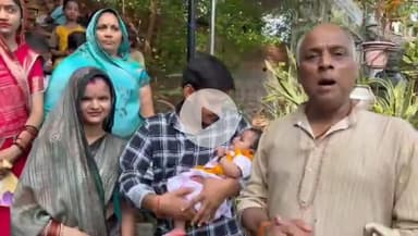 पोरसा: कन्या रत्न प्राप्ति की खुशी में पोरसा मुक्ति धाम स्थित महाकाल मंदिर पर कराया गया कन्या भोज