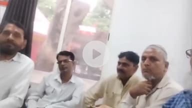 झांसी: प्रेमनगर थाने में आगामी त्यौहार मुहर्रम के मद्देनजर पीस कमेटी मीटिंग का आयोजन, अधिकारियों को दिए गए आवश्यक निर्देश