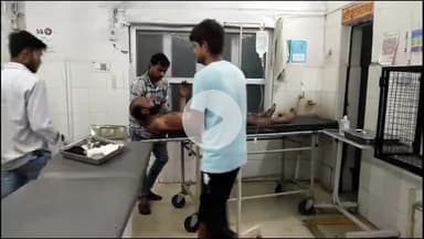 इटावा: भरथना इलाके में चाय बनाते समय युवक गंभीर रूप से जलकर घायल, जिला अस्पताल में इलाज जारी है