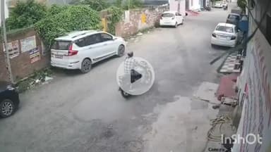 बरेली: इज्जत नगर थाना क्षेत्र में बाइक सवार युवक ने एक किशोरी से की अश्लील हरकत, वीडियो हुआ वायरल