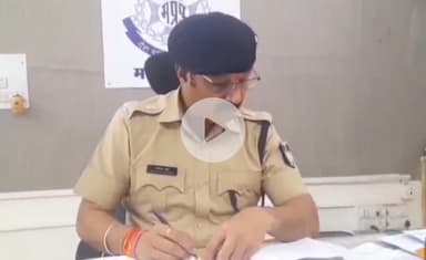 ग्वालियर गिर्द: ग्वालियर में चलती कार से तोड़फोड़ और फायरिंग, सूचना मिलते ही मौके पर पहुंची पुलिस