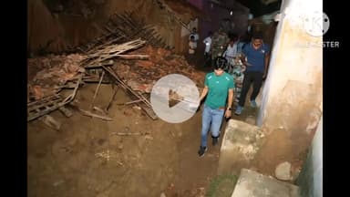 सोनाहातु: विधायक अमित महतो ने एदेलडीह गांव में बारिश से गिरे मकानों का किया मुआयना