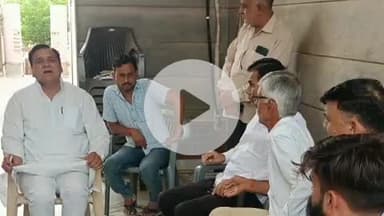 चूरू: चूरू विधायक हरलाल सारण ने अपने निजी आवास पर जनसुनवाई की, सुनी समस्याएं