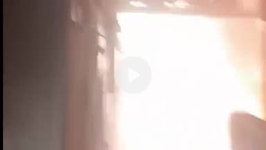 मछलीशहर: पवारा बाजार स्थित एक फर्नीचर की दुकान में भीषण आग, ₹10 लाख का माल हुआ खाक