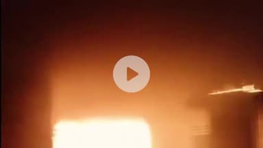 अमरोहा: गांव मिलक पापडी में शॉर्ट सर्किट से कॉटन फैक्ट्री में लगी भीषण आग, लाखों का नुकसान