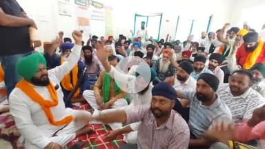 पूरनपुर: मंडी समिति में किसानों की समस्याओं को लेकर भाकियू ने की पंचायत, राइस मिलर्स साठा धान की खरीद नहीं कर रहे, किसान परेशान