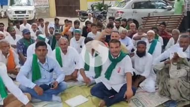 नौगावां सादात: भाकियू लोक हित की बैठक नौगांवा तहसील पर हुई, बिजली विभाग पर गंभीर आरोप लगाए गए