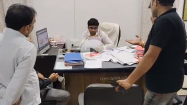 बूंदी: सरकारी आवासीय कॉलोनी में सीसी रोड बनाने को लेकर पीडब्ल्यूडी अधीक्षण अभियंता को सोपा ज्ञापन#jansamashya