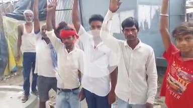 नानपारा: रामपुर चौराहे पर महीनो से खराब पड़ा हैंडपंप, प्यासे लौटते हजारों राहगीर, ग्रामीणों ने प्रदर्शन कर सही कराने की किया मांग