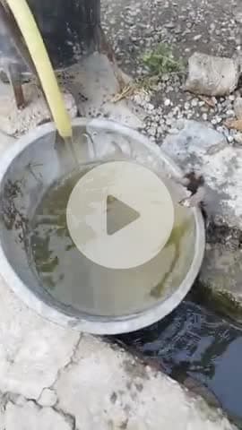 काहनगड गांव में पानी की समस्या कोई नहीं सुन रहा है पानी को पीकर हो रहे बच्चे बिमारी विडियो को आगे शेयर करें और आकर देख ल