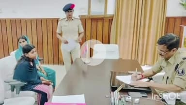 भभुआ: समाहरणालय में कैमूर के एसपी ने जनता दरबार लगाकर लोगों की समस्याएं सुनी, कार्रवाई के लिए किया अग्रेषित