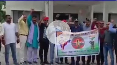 हुज़ूर: रीवा के यूटुबर ने "सैनिक परिवारों" को किया अपमानित, पूर्व सैनिकों ने SP को सौंपा ज्ञापन