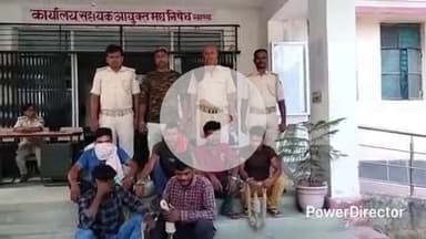 कहरा: उत्पाद पुलिस ने छापेमारी कर 1 कारोबारी और 5 शराबियों को किया गिरफ्तार, सहरसा कोर्ट में पेश कर आगे की कार्रवाई में जुटी