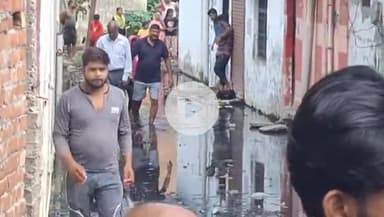 बहराइच: पंडित दीन दयाल उपाध्याय वार्ड मे जलभराव से ग्रसित लोगों ने प्रशासन से की जलभराव की समस्या के समाधान की मांग #jansamsya