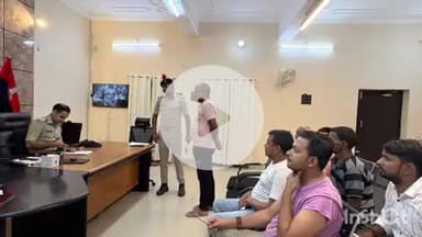 नवादा: समाहरणालय स्थित पुलिस कार्यालय में एसपी अभिनव धीमान ने जनता दरबार का आयोजन किया, फरियादियों की उमड़ी भीड़