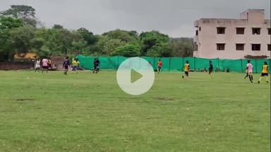 खलारी: गुलजार बाग फुटबॉल मैदान में प्रखंड स्तरीय लिटिल चैंप्स फुटबॉल टूर्नामेंट और 64वीं सुब्रतो फुटबॉल 2025 का आयोजन किया गया