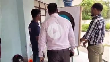 कोडरमा: अंतरराष्ट्रीय ओलंपिक दिवस पर जिला खेल विभाग द्वारा बागीटांड़ में खेल प्रतियोगिता का आयोजन