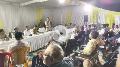 जौनपुर: कोतवाली में त्यौहारों को लेकर पीस कमेटी की हुई बैठक, शांति और सौहार्द बनाए रखने की अपील की गई