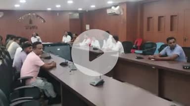 कोडरमा: जिला कोडरमा में उपायुक्त ने खेल संघों के साथ की समीक्षा बैठक