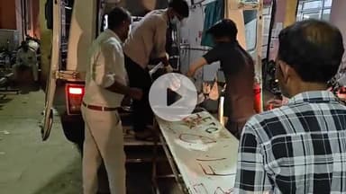 मिर्ज़ापुर: पड़री थाना क्षेत्र के हुरुआ के पास दो मोटरसाइकिलों में हुई टक्कर, एक व्यक्ति की हुई मौत व 3 लोग हुए घायल