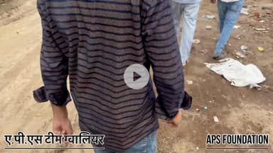 बच्चे का पता नहीं गौ माता के निकल रही थी जेर

Respect Girls help poor help animals 

#apsgurjar #viral #support #gwalior