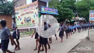 समुद्रपूर: गिरड येथे शाळेच्या पहिल्या दिवशी गावात प्रभातफेरी काढून जनजागृती करीत विद्यार्थ्यांचे करण्यात आले स्वागत