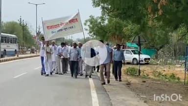 चूरू: राजस्थान पेंशनर समाज चूरू ने अपनी मांगों को लेकर जिला कलेक्टर को दिया ज्ञापन