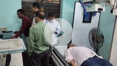 झाझा: मनीकुरा आश्रम के पास ई-रिक्शा को ट्रक ने मारी टक्कर, सोनो स्वास्थ्य केंद्र का BCM हुआ घायल