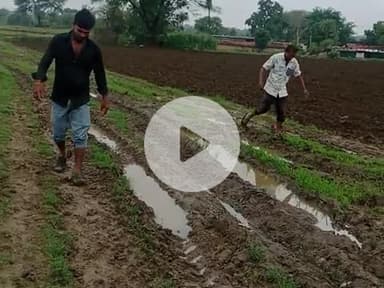 ग्राम पंचायत बालोदिया गांव खाखरीखेड़ा के लोग कीचड़ से परेशान 
जिला मंदसौर तहसील दलौदा