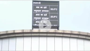 देहरादून: मौसम विज्ञान केंद्र देहरादून के निदेशक डॉ. बिक्रम सिंह ने बारिश का अलर्ट जारी किया