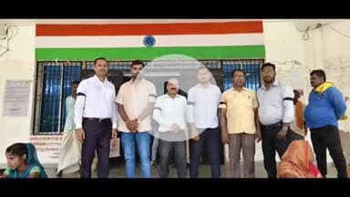 सरमेरा: सरमेरा प्रखंड में कर्मचारियों ने नौ सूत्रीय मांगों को लेकर काली पट्टी बांधकर किया विरोध प्रदर्शन