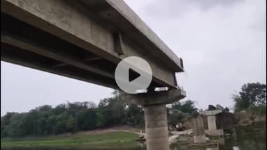 कादीपुर: सूरापुर, बिजेथुआ, गुदरा, कोइरीपुर मार्ग पर गोमती नदी सेतु पहुंच मार्ग का जिलाधिकारी सुल्तानपुर ने किया निरीक्षण