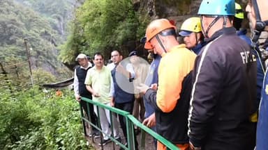 राजगढ़ी: यमुनोत्री धाम यात्रा में गए यात्रियों को सुरक्षित स्थानों पर रुकवाने के जिलाधिकारी द्वारा दिए गए निर्देश