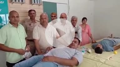 लोहारू: लोहारू में पिलानी रोड़ स्तिथ पेट्रोल पंप जिओ बीपी के पांचवें फाउंडेशन दिवस पर रक्तदान शिविर व पौधारोपण कार्यक्रम आयोजित