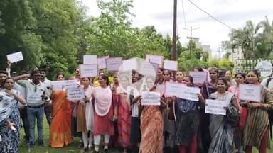 खरगौन: खरगोन: पैसा मोबिलाइजरों की चेतावनी, ₹4000 मानदेय में काम नहीं करेंगे, सीएम को दिलाया संकल्प