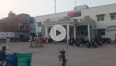 पोरसा: अंबाह रोड़ पर ई-रिक्शा चालक ने खड़े व्यक्ति को मारी टक्कर, गंभीर हालत में ज़िला अस्पताल रेफर