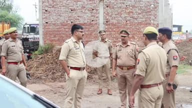 बड़ौत: किरठल गांव स्थित निर्माणाधीन पुलिस चौकी का SP बागपत ने किया आकस्मिक निरीक्षण, दिए आवश्यक निर्देश