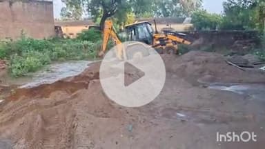 धौलपुर: मित्तल कॉलोनी में अवैध चंबल रेता का स्टॉक किया गया नष्ट