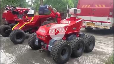 इंदौर: आग पर काबू पाने के लिए नगर निगम खरीदेगा आधुनिक उपकरण, महापौर के सामने कंपनियों ने दिया प्रेजेंटेशन