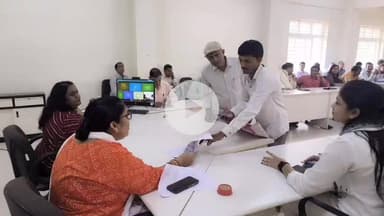 खरगौन: कलेक्टर कार्यालय में आयोजित जनसुनवाई में 76 आवेदन हुए प्राप्त, अपर कलेक्टर व संयुक्त कलेक्टर ने सुनीं समस्याएँ